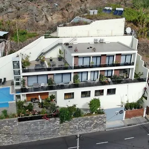 Guesthouse-theview (adults Only) Guest house